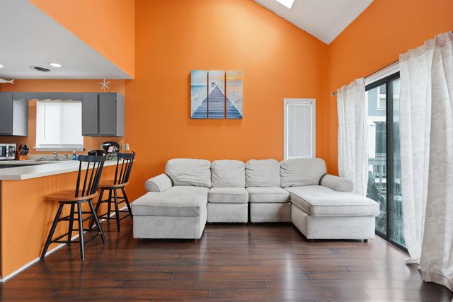 1881 Colony Dr Apt 8T, Surfside Beach, SC 29575
