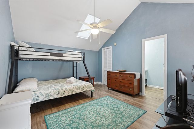 1881 Colony Dr Apt 8T, Surfside Beach, SC 29575
