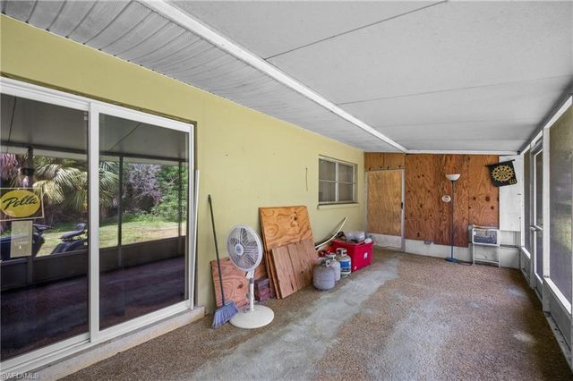340 Timbruce LN NW, Port Charlotte, FL 33952