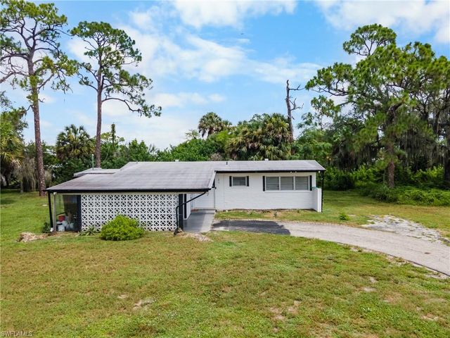 340 Timbruce LN NW, Port Charlotte, FL 33952