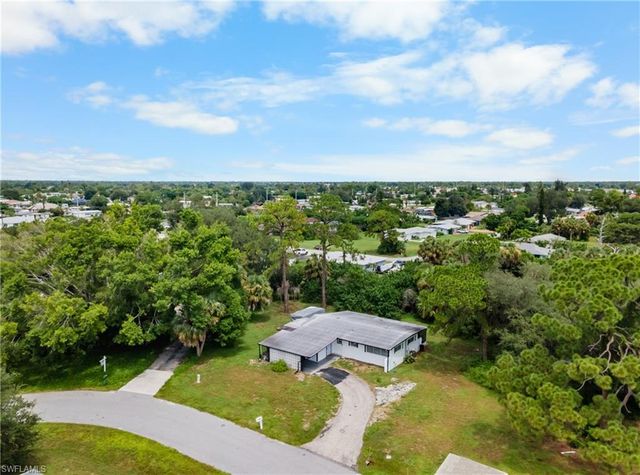 340 Timbruce LN NW, Port Charlotte, FL 33952