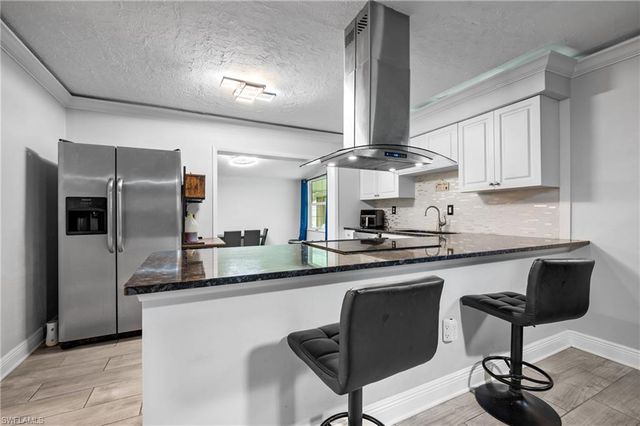 340 Timbruce LN NW, Port Charlotte, FL 33952