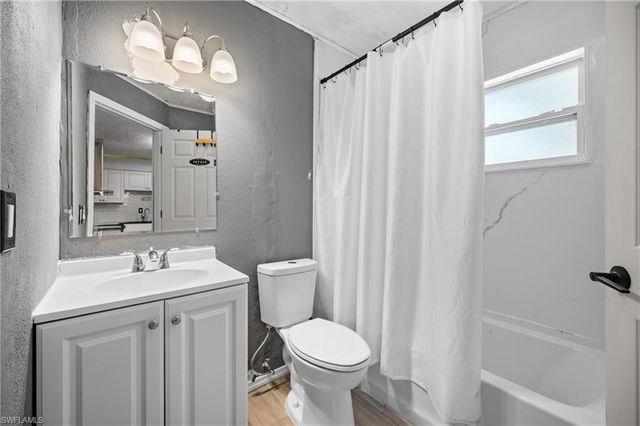 340 Timbruce LN NW, Port Charlotte, FL 33952
