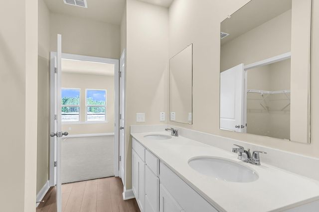 5054 Blackberry Lane, Ravenel, SC 29470