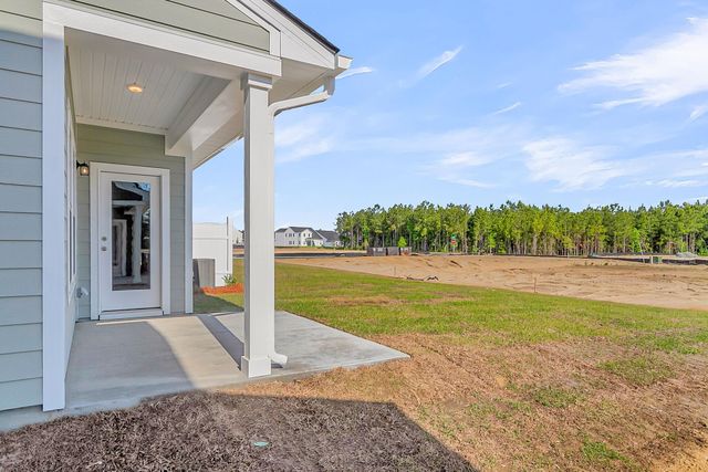 5054 Blackberry Lane, Ravenel, SC 29470