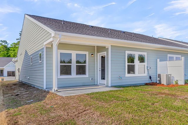 5054 Blackberry Lane, Ravenel, SC 29470