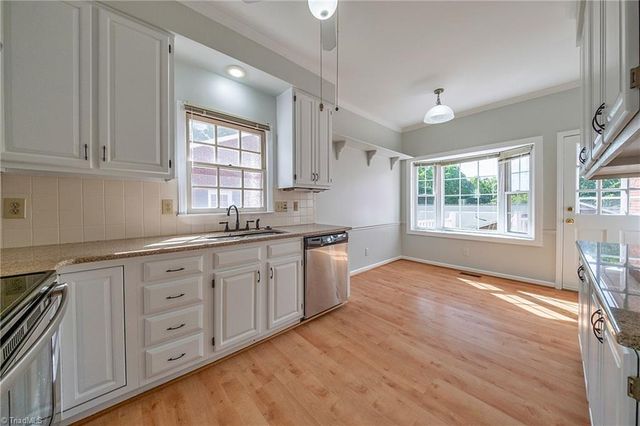 4301 Hampton Club Court, Winston-salem, NC 27104