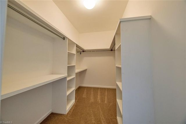 4301 Hampton Club Court, Winston-salem, NC 27104