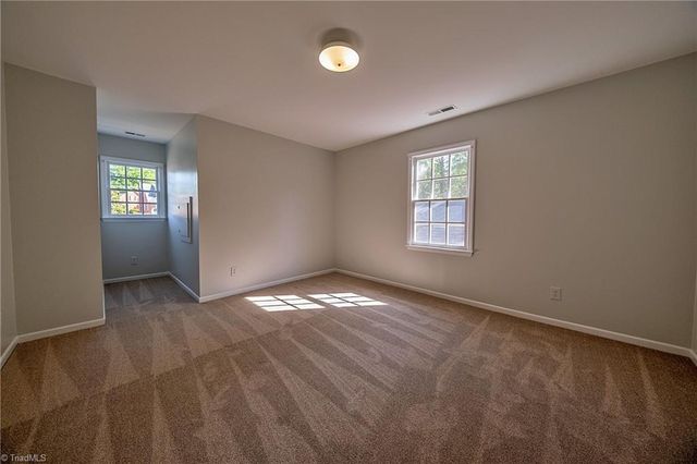 4301 Hampton Club Court, Winston-salem, NC 27104