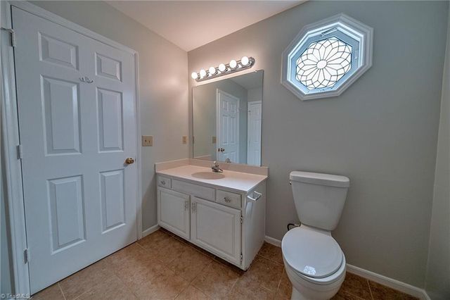 4301 Hampton Club Court, Winston-salem, NC 27104