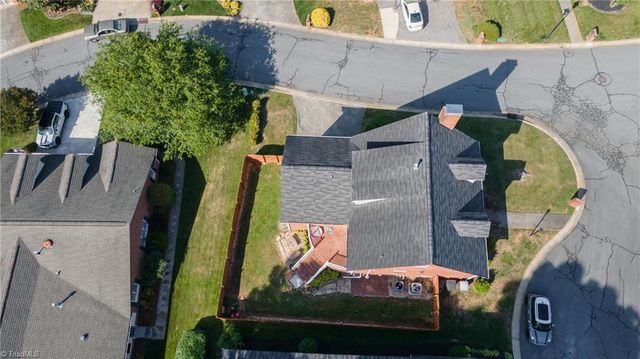 4301 Hampton Club Court, Winston-salem, NC 27104