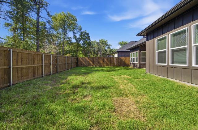 433 Waterboard Drive, Trinidad, TX 75163