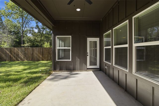 433 Waterboard Drive, Trinidad, TX 75163
