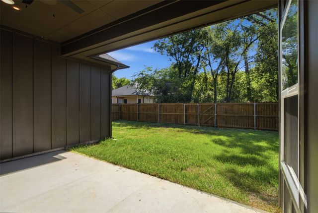 433 Waterboard Drive, Trinidad, TX 75163