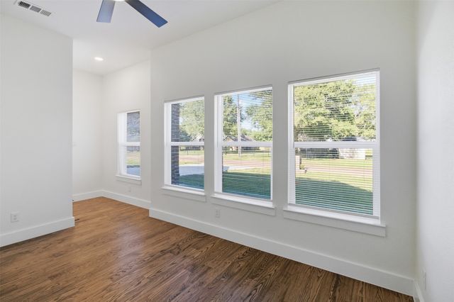 433 Waterboard Drive, Trinidad, TX 75163