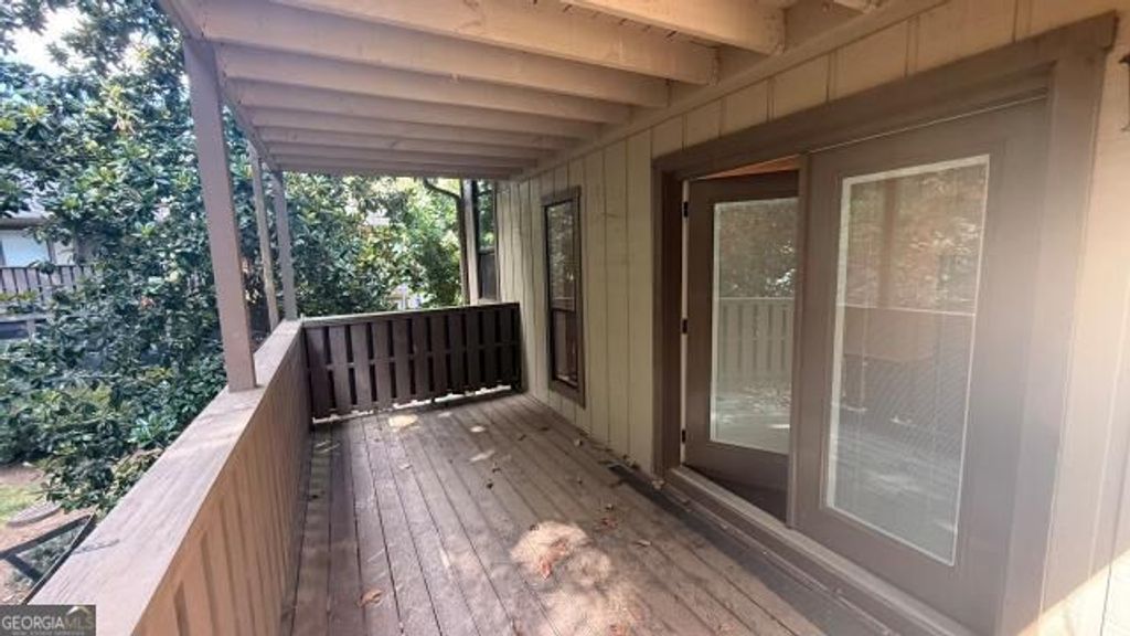 908 Woodcliff Drive, Sandy Springs, GA 30350 — photo 3