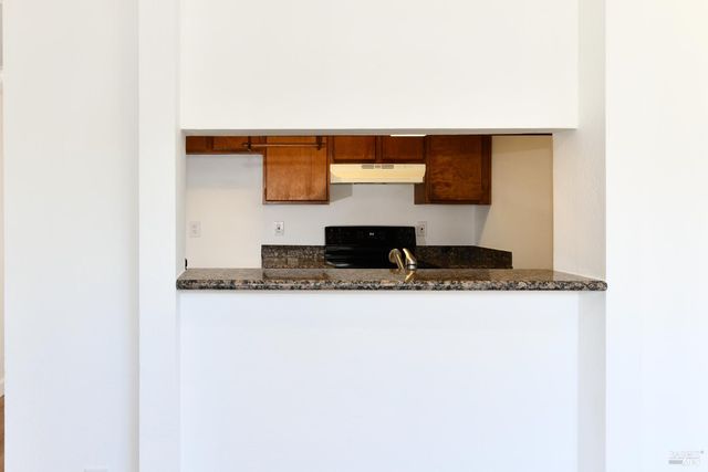 3636 Shelter Creek Dr, Napa, CA 94558