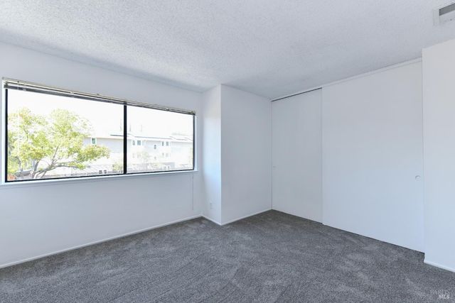 3636 Shelter Creek Dr, Napa, CA 94558