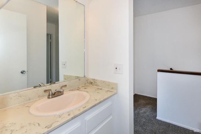 3636 Shelter Creek Dr, Napa, CA 94558