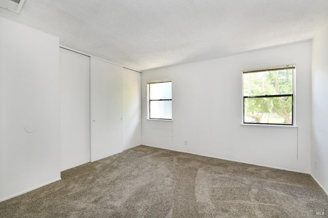 3636 Shelter Creek Dr, Napa, CA 94558