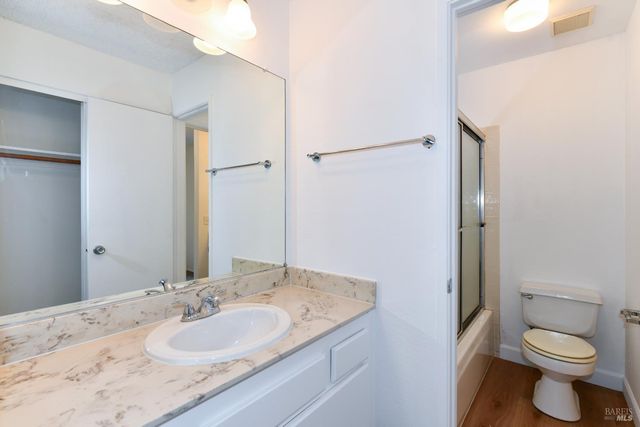 3636 Shelter Creek Dr, Napa, CA 94558