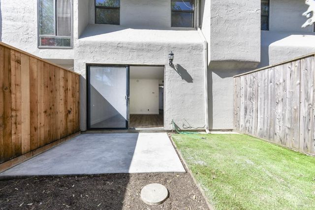 3636 Shelter Creek Dr, Napa, CA 94558