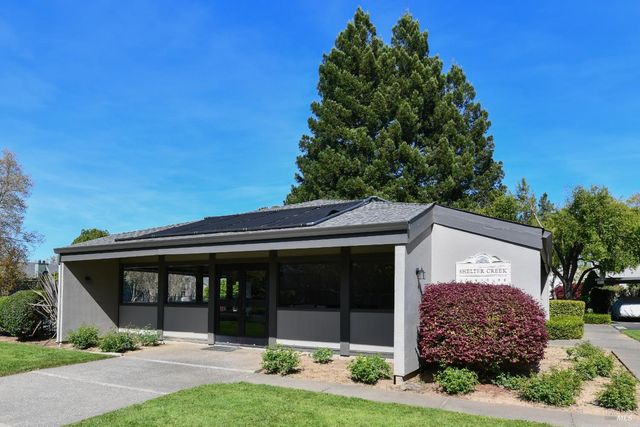 3636 Shelter Creek Dr, Napa, CA 94558