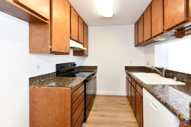 3636 Shelter Creek Dr, Napa, CA 94558