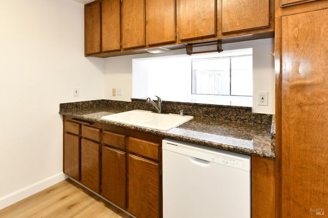 3636 Shelter Creek Dr, Napa, CA 94558