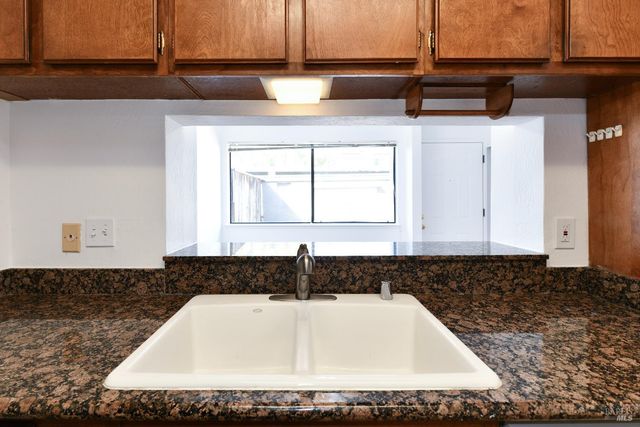 3636 Shelter Creek Dr, Napa, CA 94558