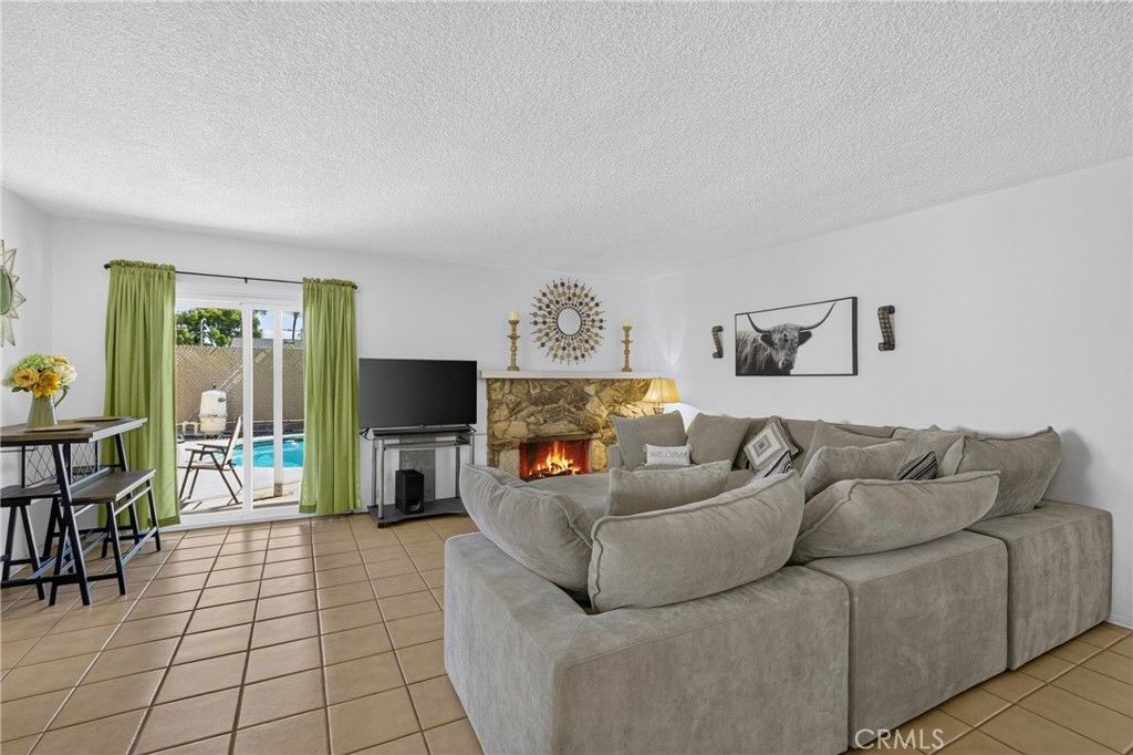 16634 Blackhawk, Granada Hills, CA 91344 — exterior