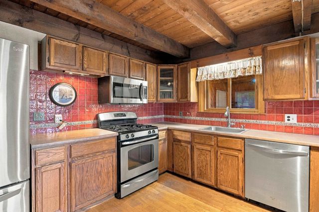 24 Damsite Road, Barnstead, NH 03225