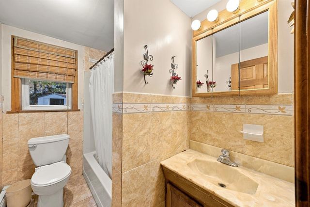 24 Damsite Road, Barnstead, NH 03225