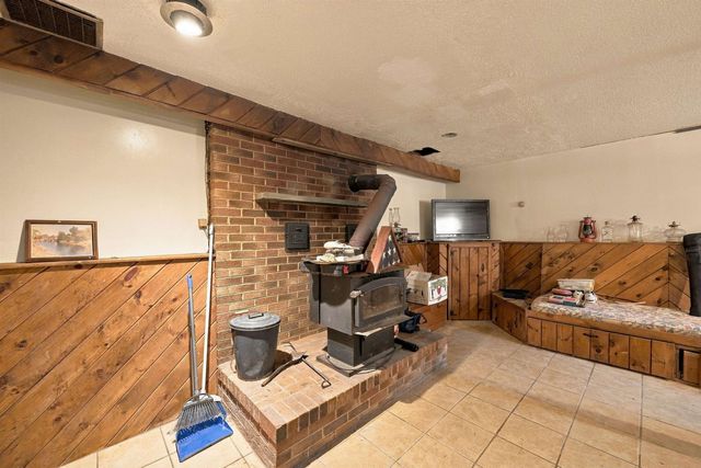 24 Damsite Road, Barnstead, NH 03225
