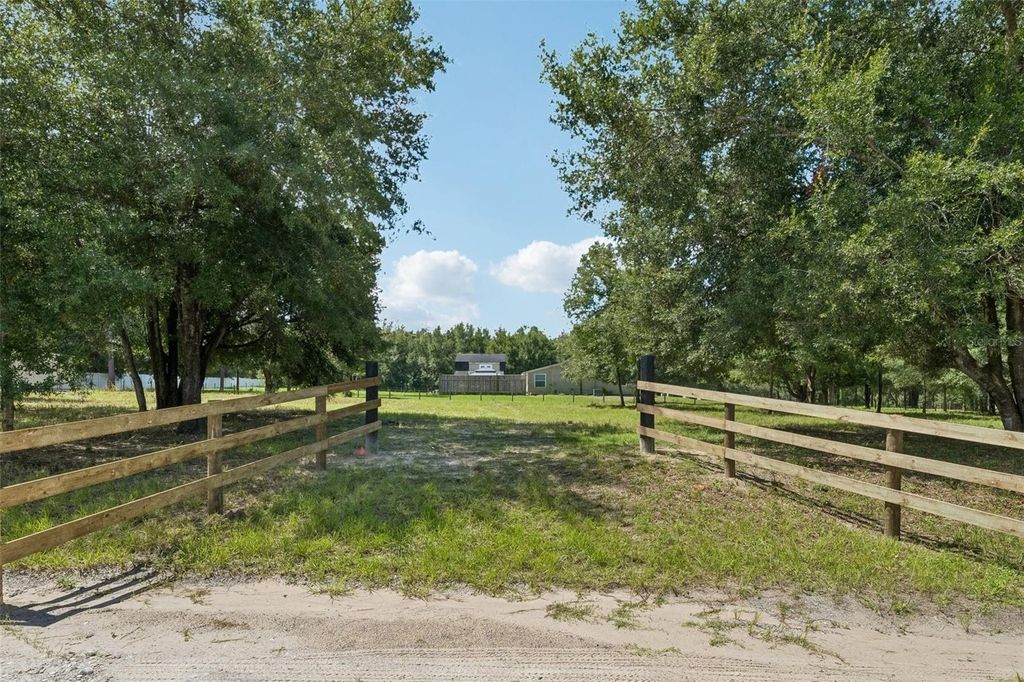 0 RAISER RD, Dade City, FL 33525