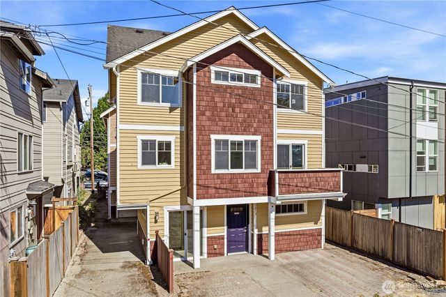 5013 40th Avenue NE, Seattle, WA 98105