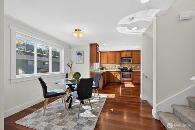 5013 40th Avenue NE, Seattle, WA 98105