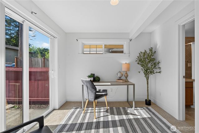 5013 40th Avenue NE, Seattle, WA 98105