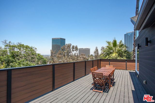 3751 Multiview Drive, Los Angeles, CA 90068