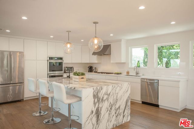 3751 Multiview Drive, Los Angeles, CA 90068