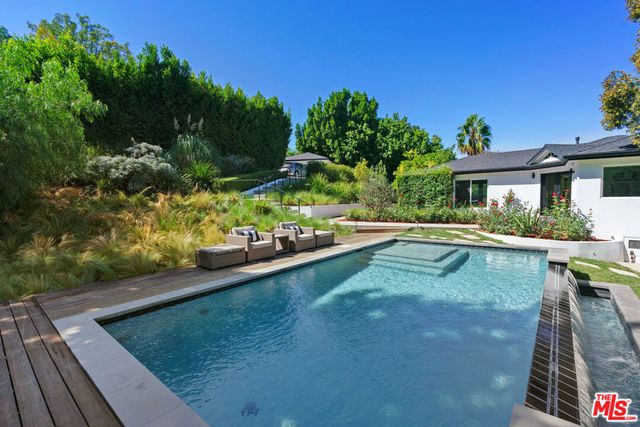 3751 Multiview Drive, Los Angeles, CA 90068