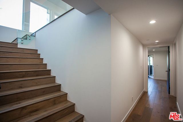 3751 Multiview Drive, Los Angeles, CA 90068