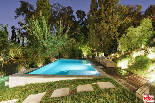 3751 Multiview Drive, Los Angeles, CA 90068