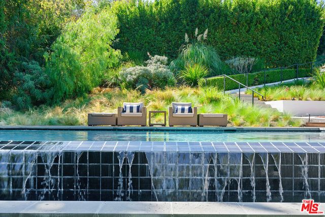 3751 Multiview Drive, Los Angeles, CA 90068
