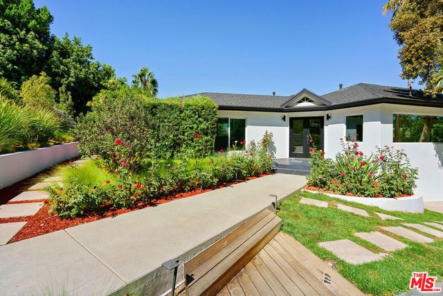 3751 Multiview Drive, Los Angeles, CA 90068