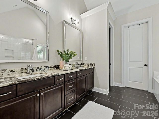 129 Buckingham Place Road, Mooresville, NC 28115