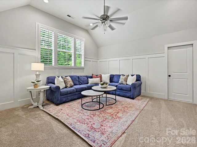 129 Buckingham Place Road, Mooresville, NC 28115