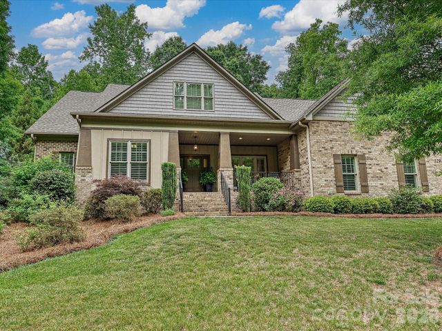 129 Buckingham Place Road, Mooresville, NC 28115