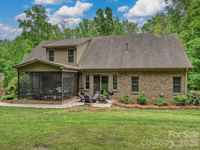 129 Buckingham Place Road, Mooresville, NC 28115