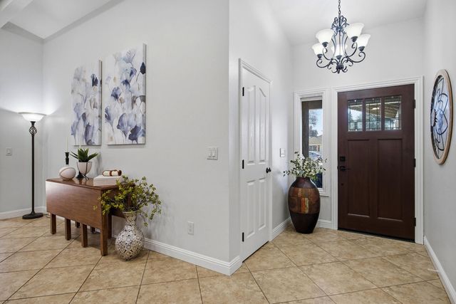 2418 E Princeton Avenue, Visalia, CA 93292